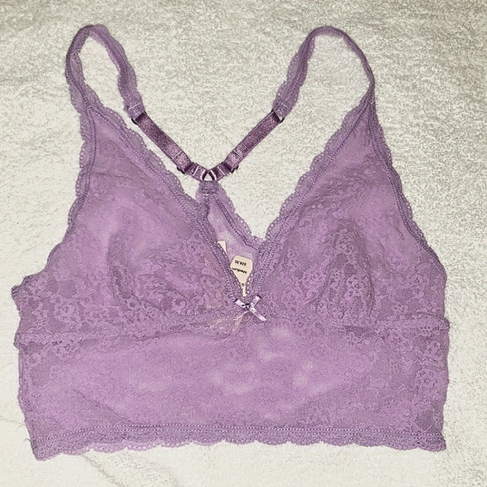 Victoria Secret Lace Bralette, Medium